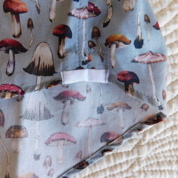 NWT Saks Fifth Ave novelty mushroom print slim fit SS button front dress shirt M - Picture 8 of 16